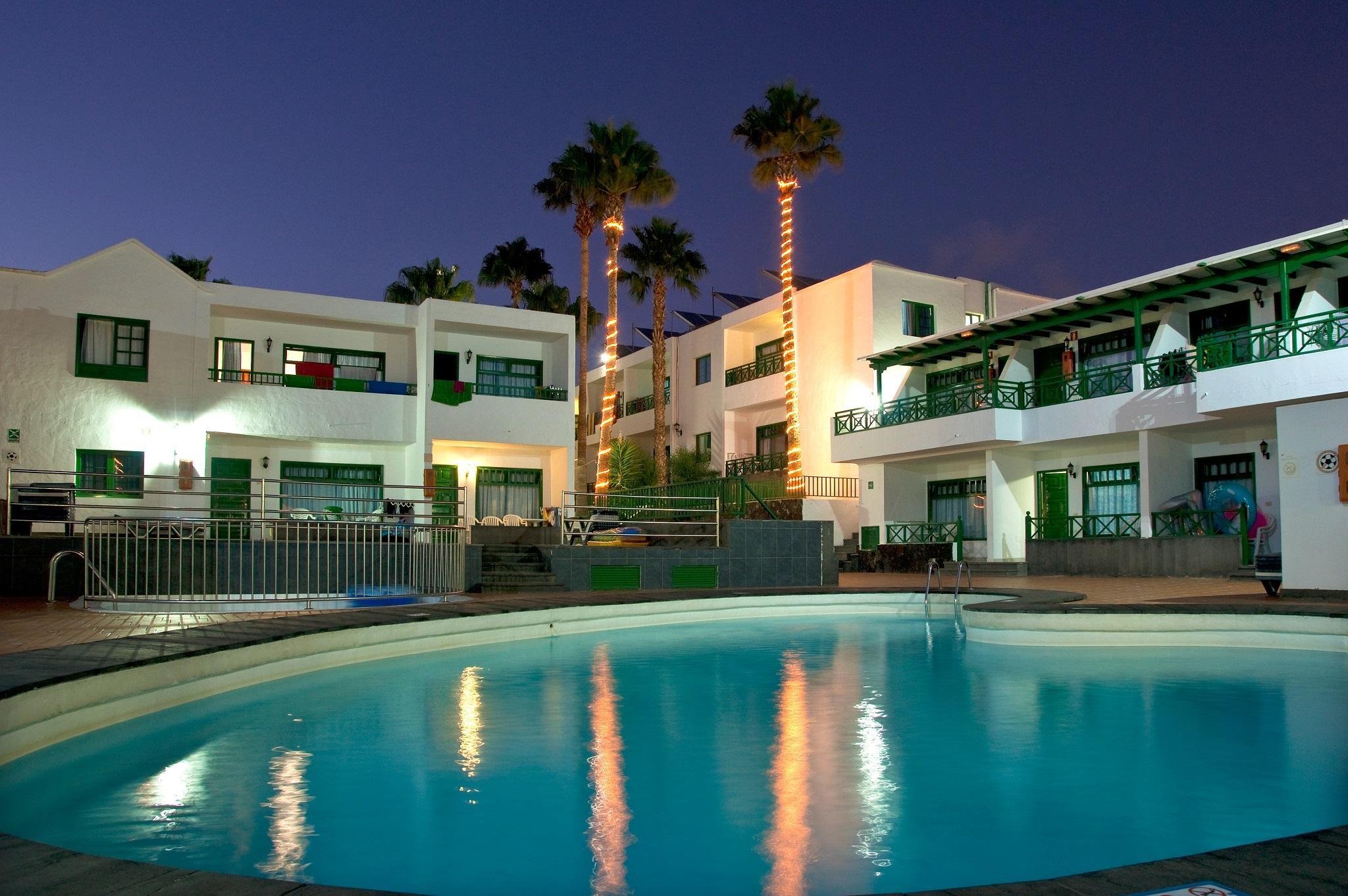 Apartamentos Elena Puerto del Carmen  Extérieur photo