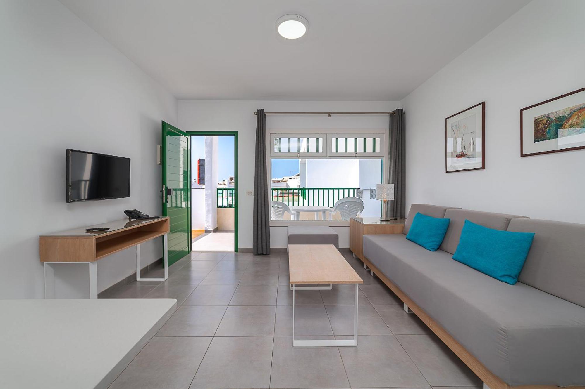 Apartamentos Elena Puerto del Carmen  Extérieur photo