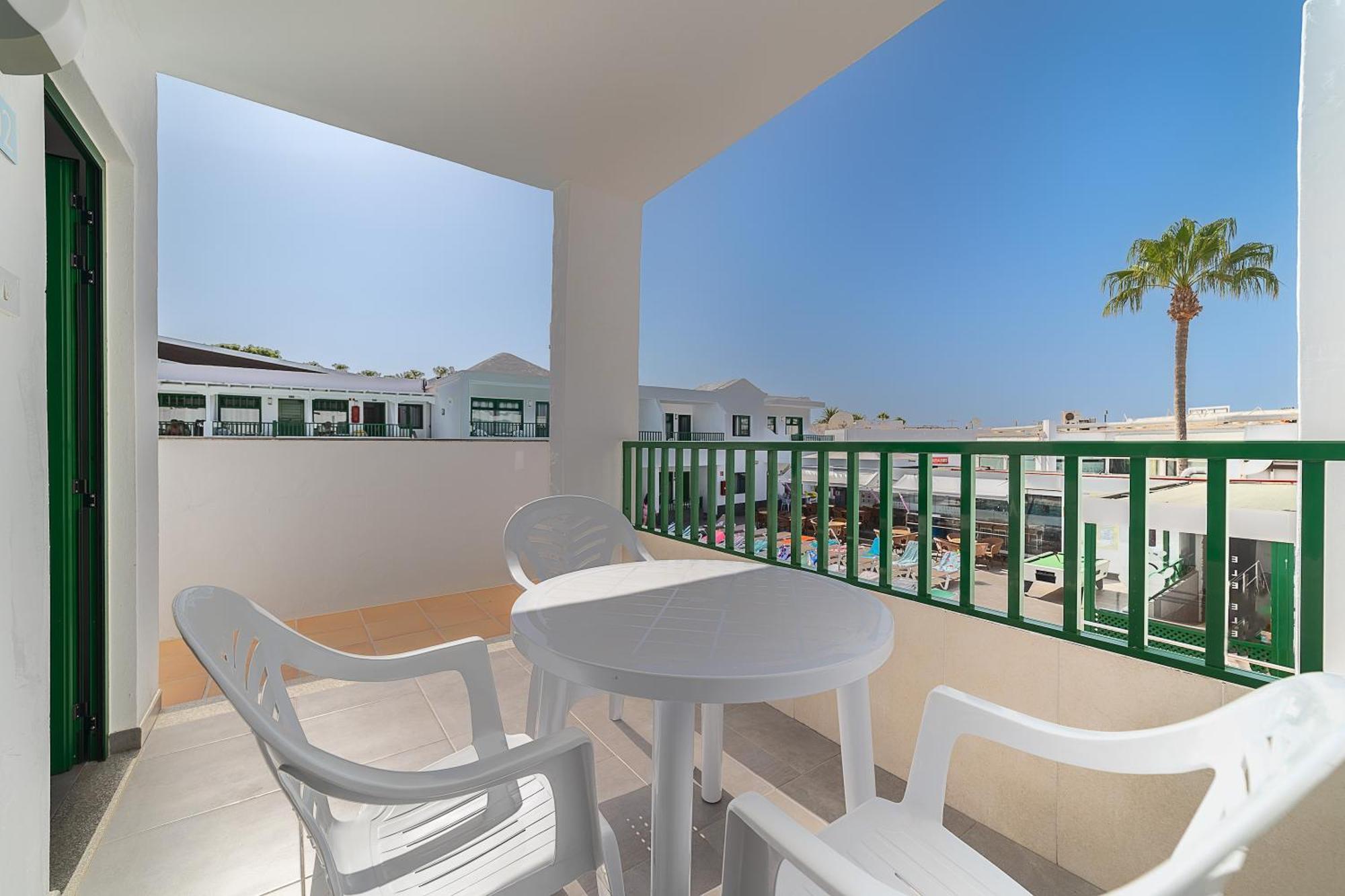 Apartamentos Elena Puerto del Carmen  Extérieur photo