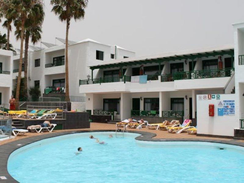 Apartamentos Elena Puerto del Carmen  Extérieur photo