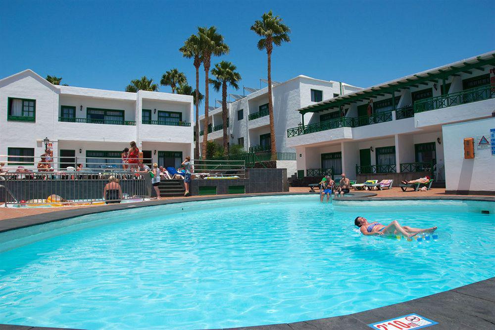 Apartamentos Elena Puerto del Carmen  Extérieur photo