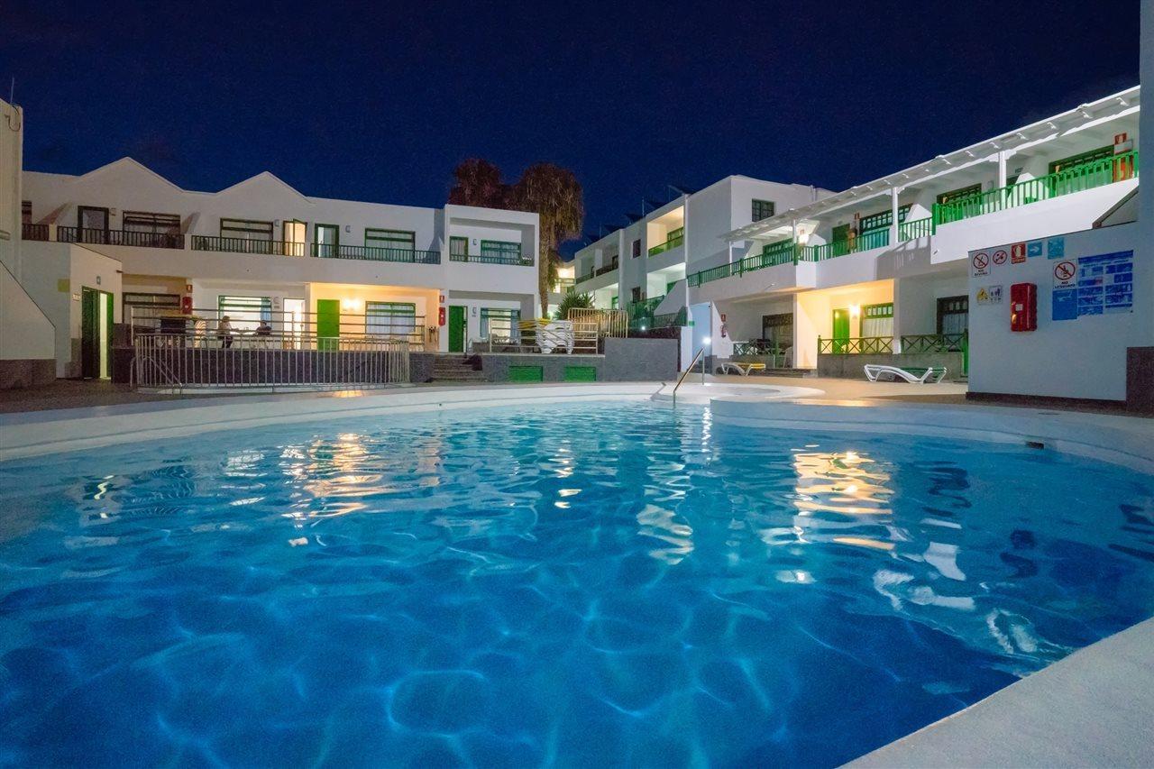 Apartamentos Elena Puerto del Carmen  Extérieur photo